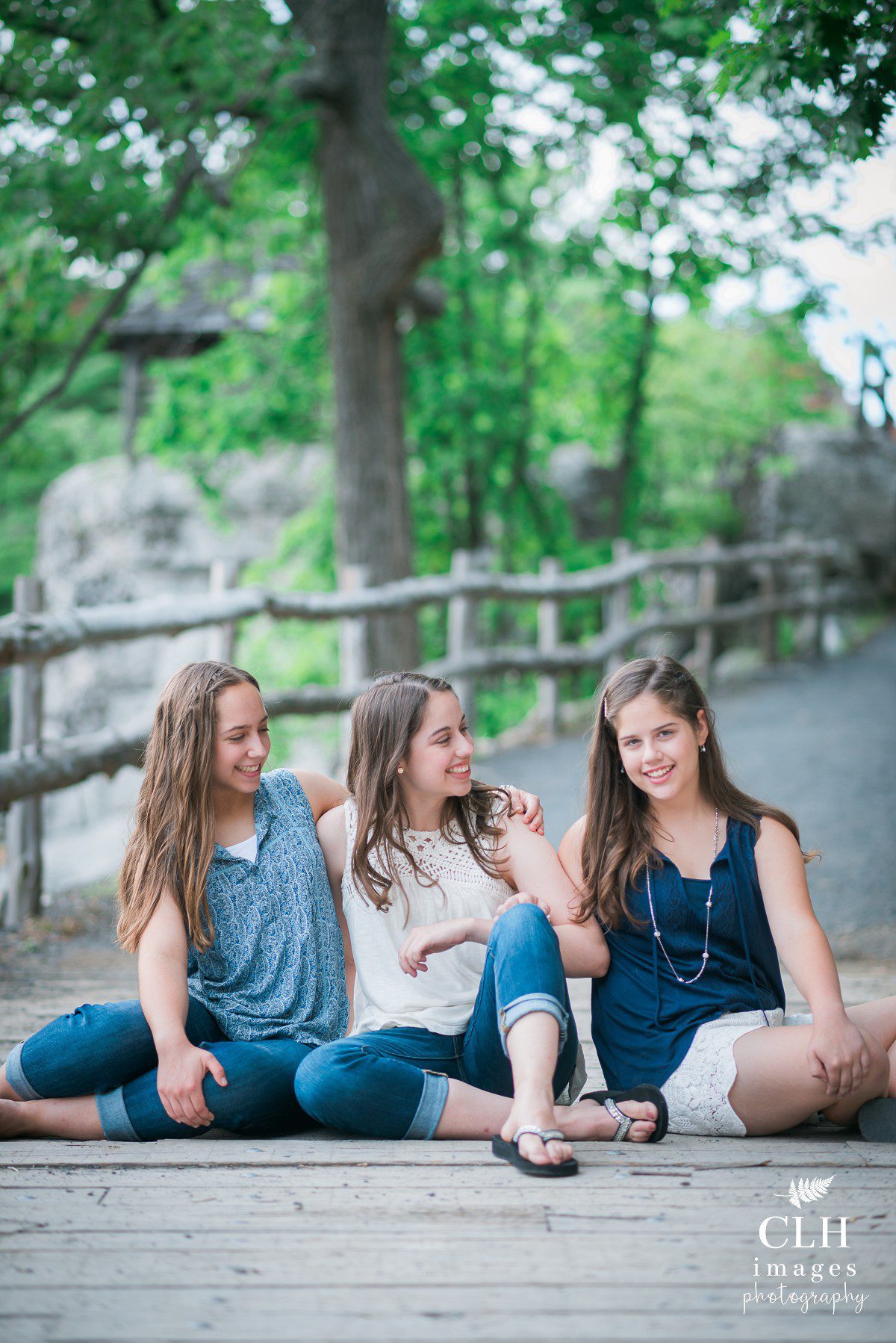 CLH images Photography - Mohonk Moutain House - Family Photography - Sisters (3)