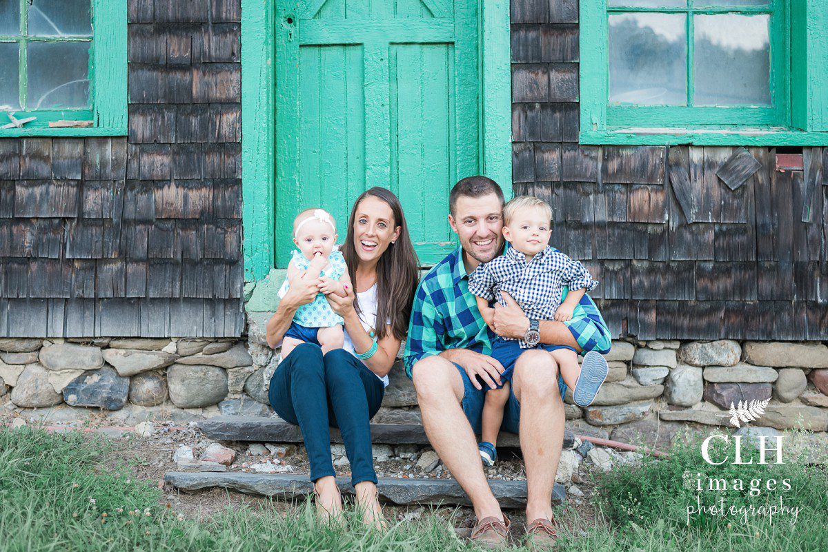clh-images-photography-the-riegel-family-family-photos-albany-family-photographer-indian-ladder-farms-11