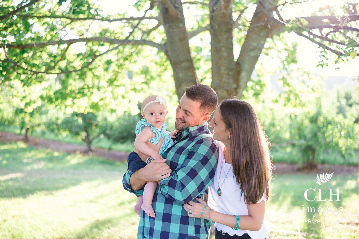 clh-images-photography-the-riegel-family-family-photos-albany-family-photographer-indian-ladder-farms-12