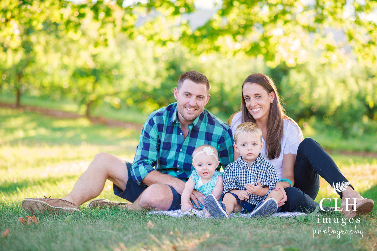 clh-images-photography-the-riegel-family-family-photos-albany-family-photographer-indian-ladder-farms-16