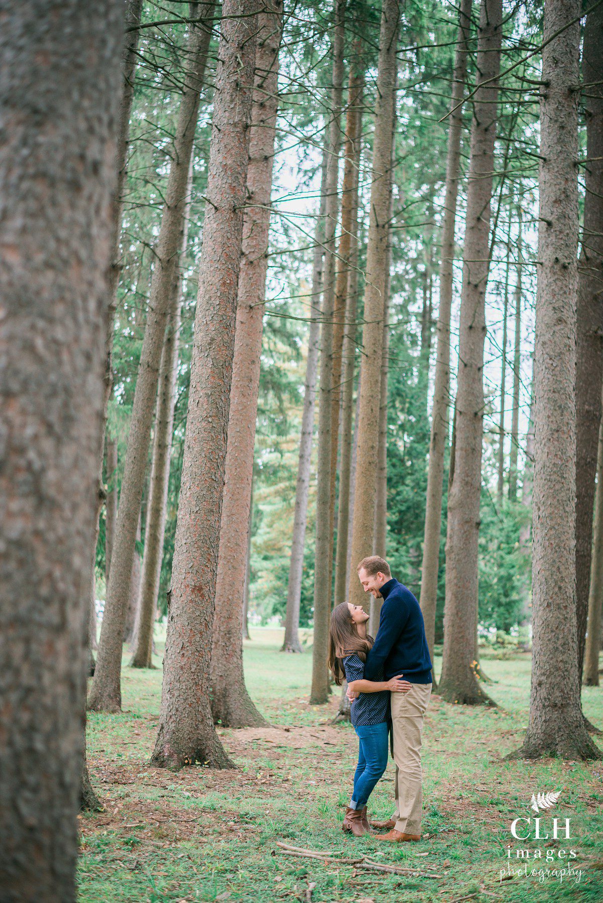 clh-images-photography-saratoga-engagement-photography-capital-district-engagement-photography-saratoga-state-park-photography-amy-and-matt-engagement-photos-1