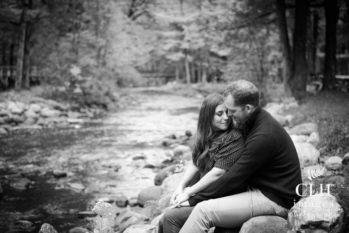 clh-images-photography-saratoga-engagement-photography-capital-district-engagement-photography-saratoga-state-park-photography-amy-and-matt-engagement-photos-21